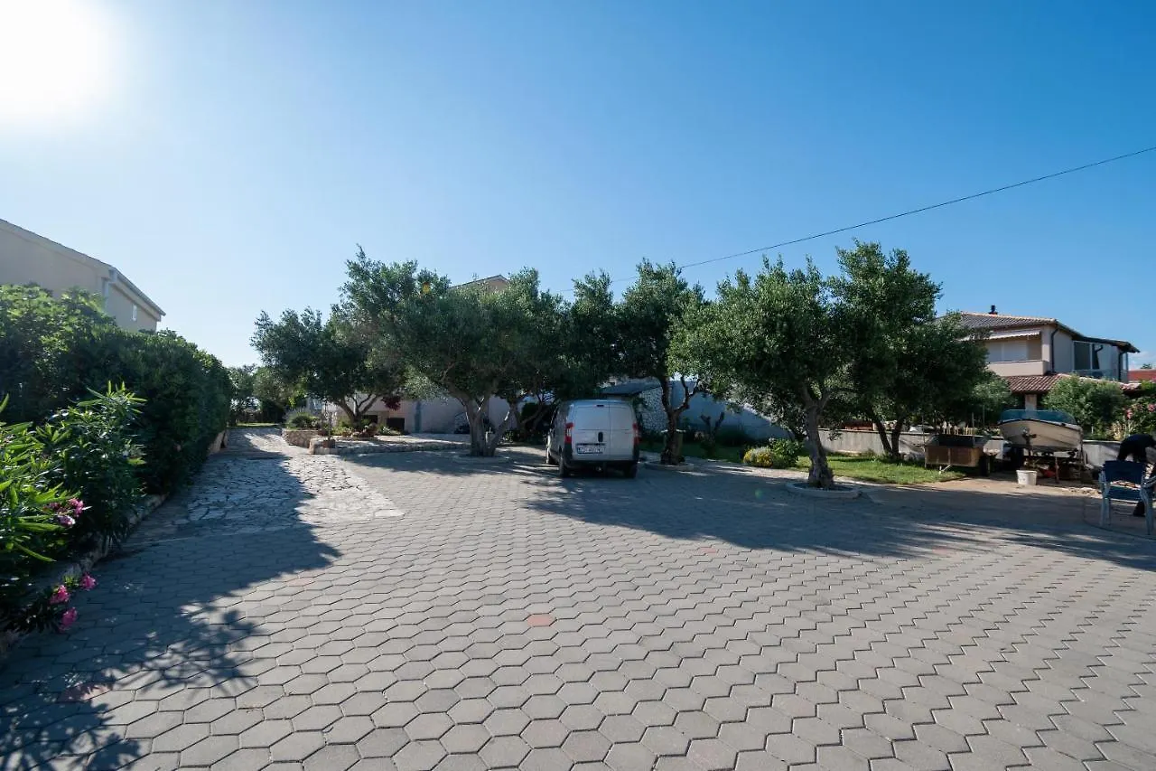 Apartments With A Parking Space Povljana, Pag - 6298