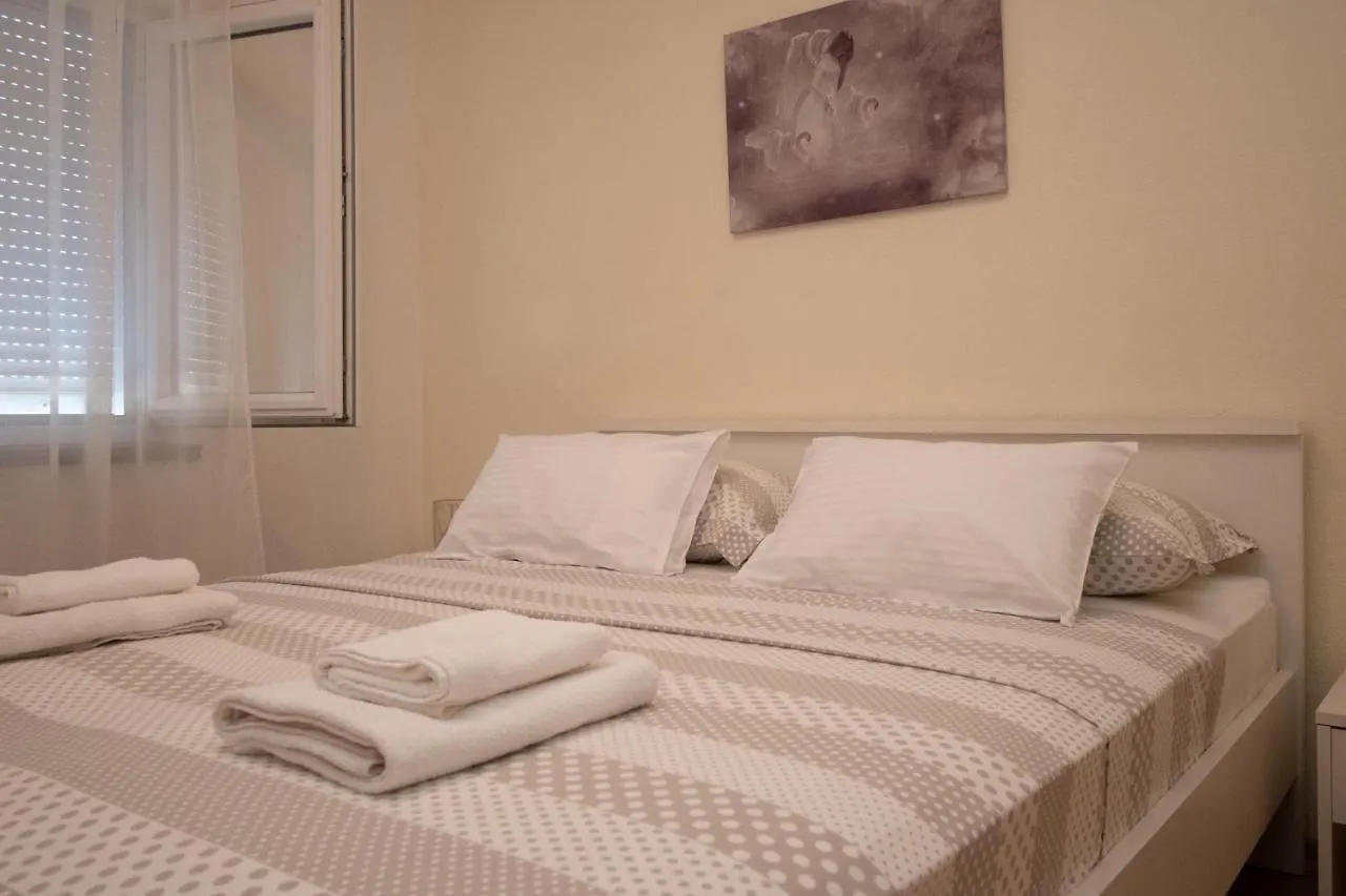 Apartments With A Parking Space Povljana, Pag - 6298