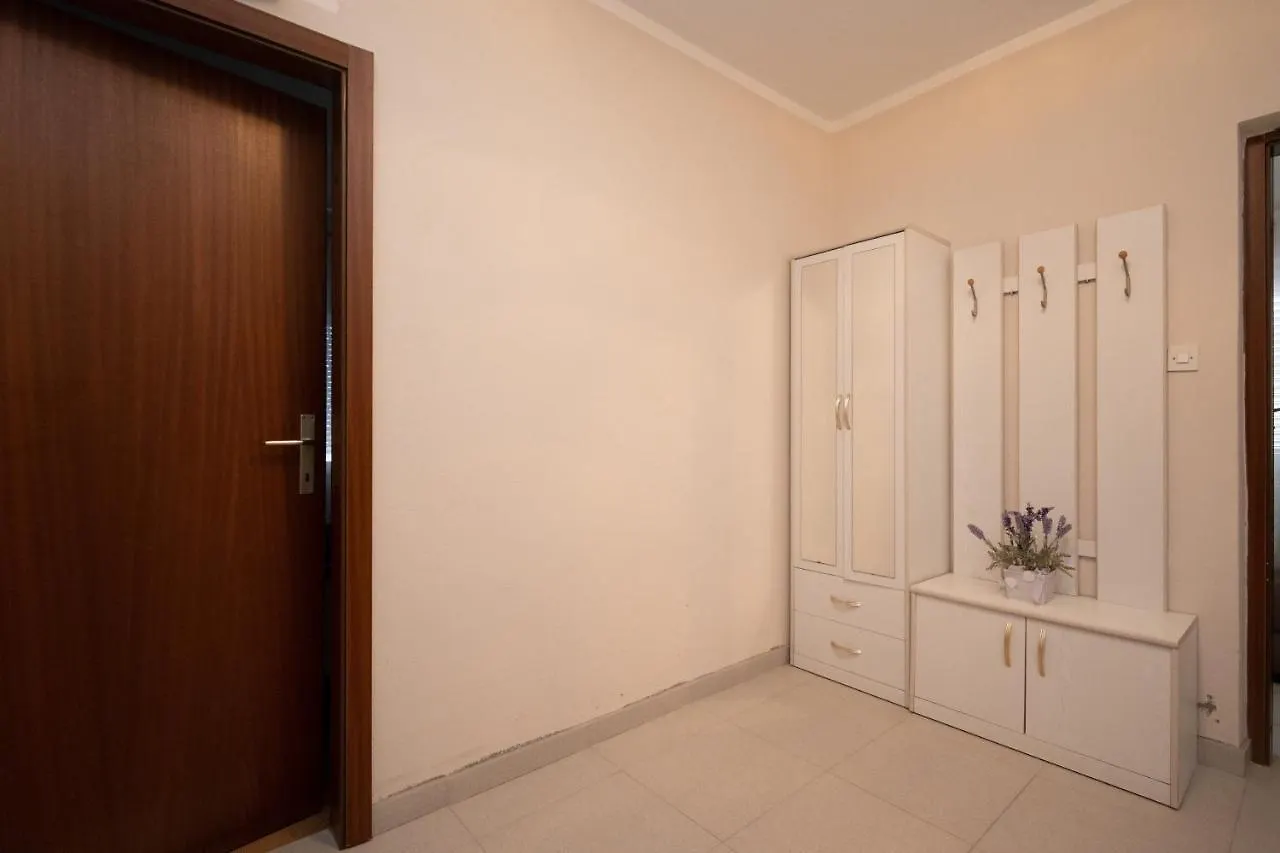 Apartments With A Parking Space Povljana, Pag - 6298 0*, Povljana Croatia