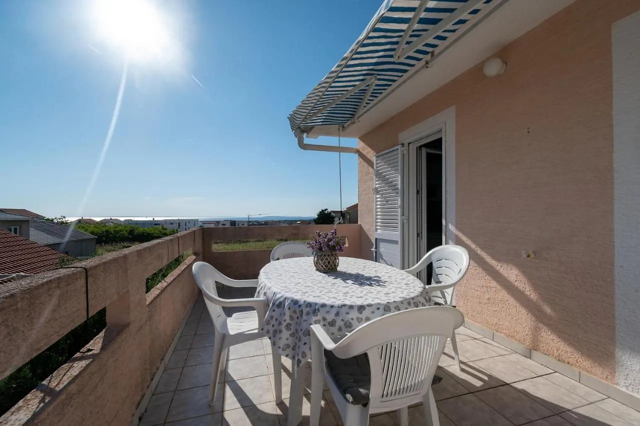 Apartments With A Parking Space Povljana, Pag - 6298  Povljana
