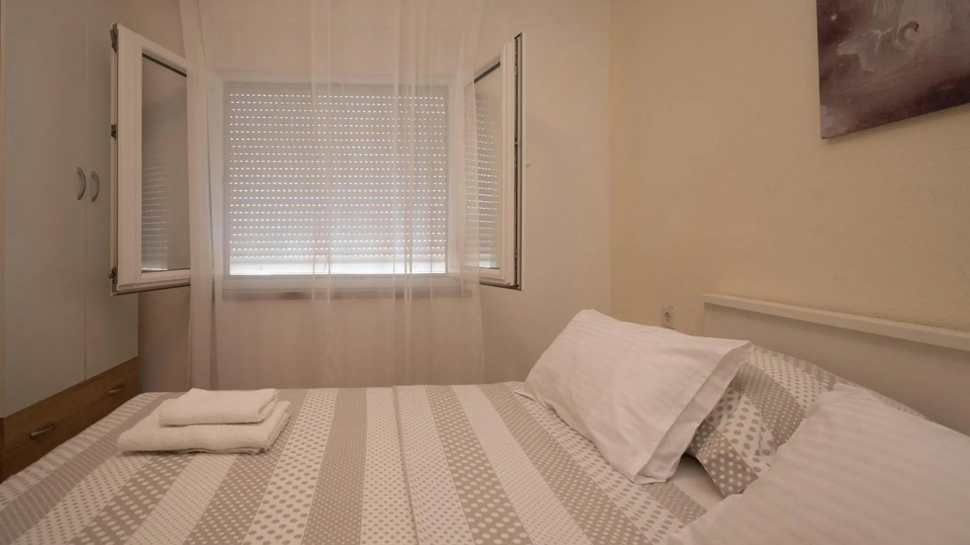 Apartments With A Parking Space Povljana, Pag - 6298