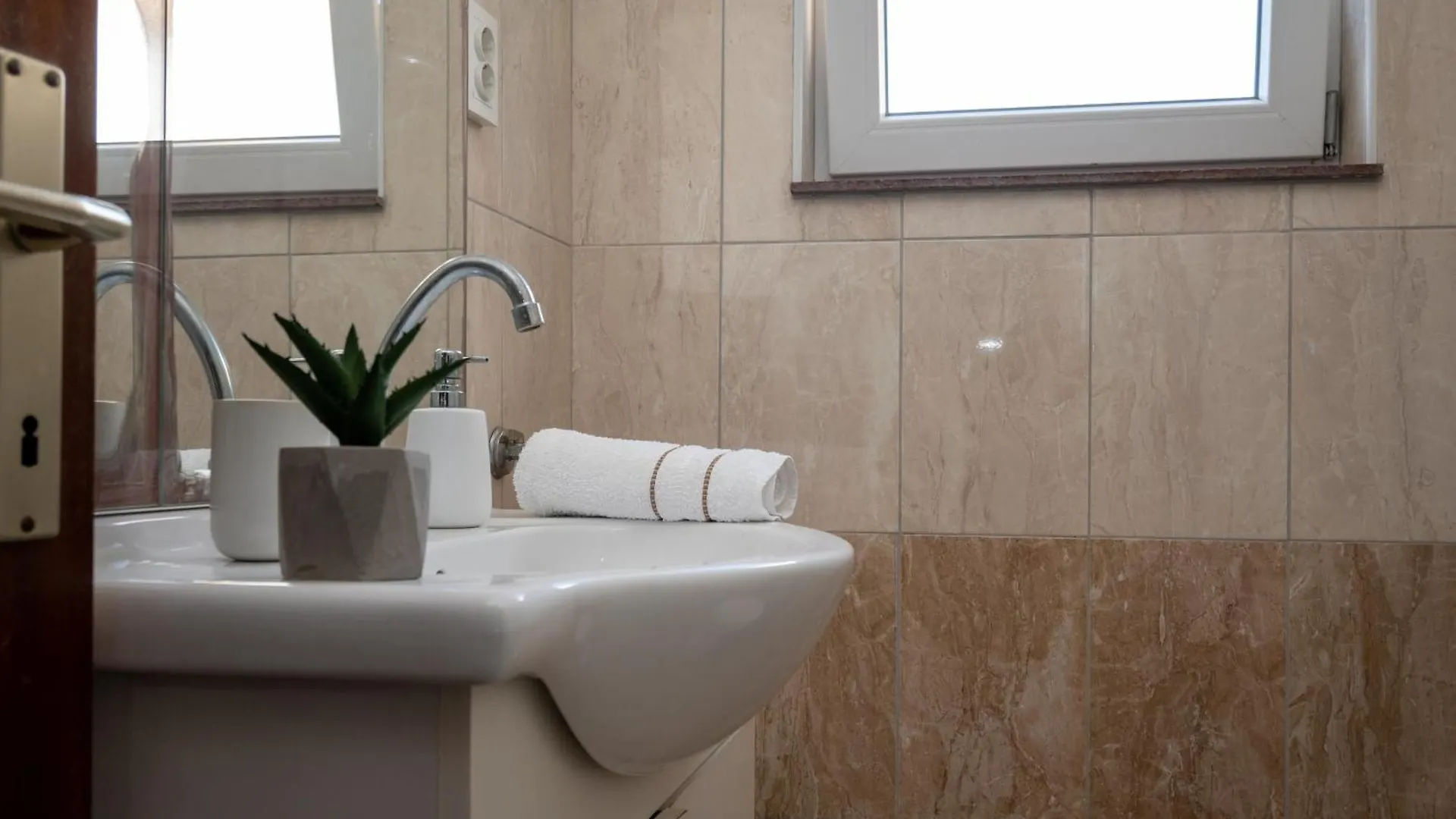 Apartments With A Parking Space Povljana, Pag - 6298 Croatia
